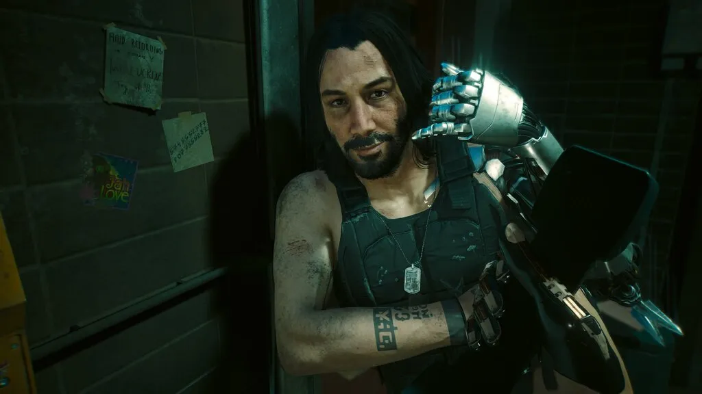Johnny Silverhand leaning in a doorway